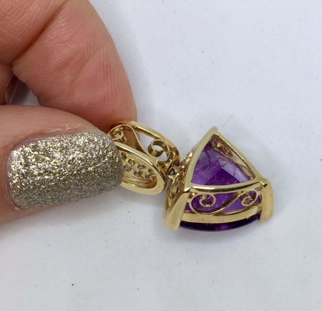 Amethyst pendant with diamonds in 14k yellow gold
